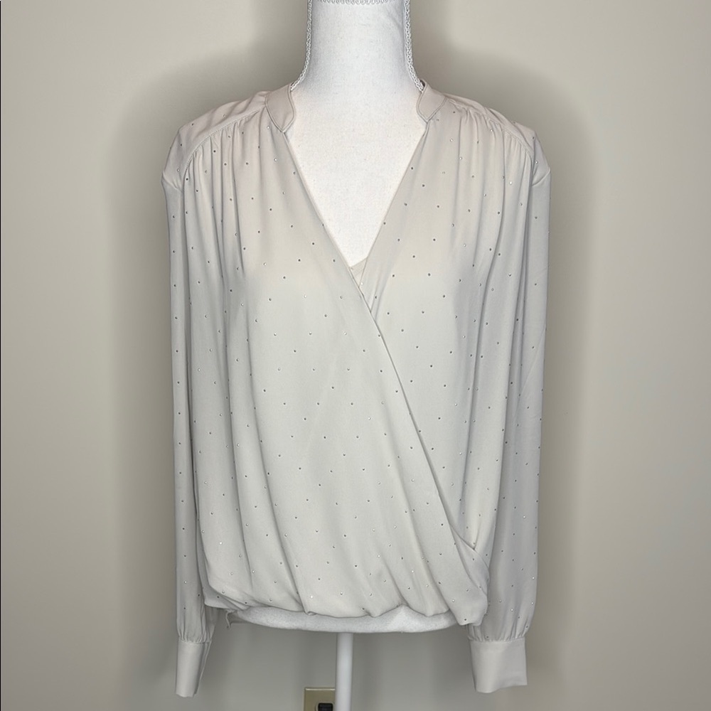 White House Black Market Gray Wrap Bubble Front Blouse with Tiny Studs. Size 8